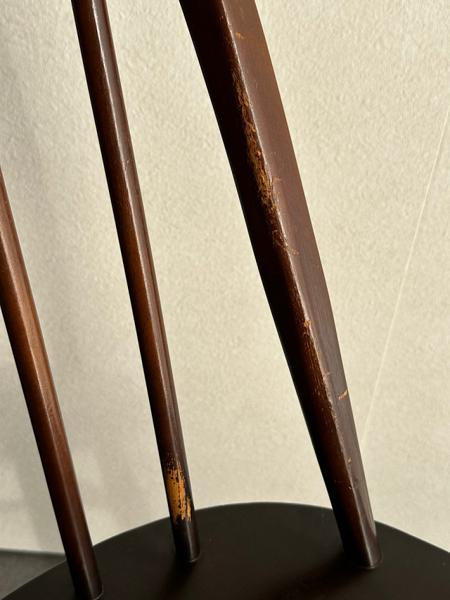 アーコールの椅子