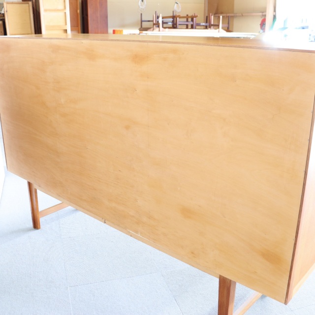 送料込み】【39℃】 デンマーク製サイドボード by Kurt Ostervig 商品