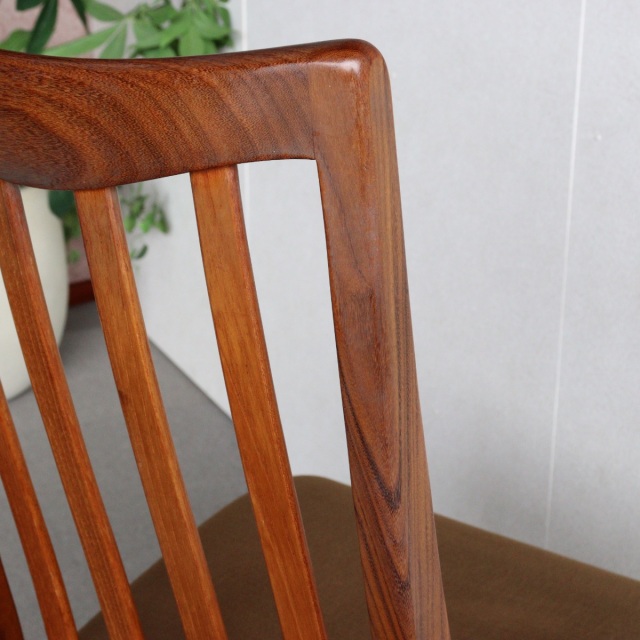 ジープランG-PLANのダイニングチェア