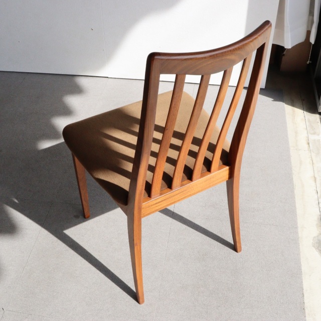 ジープランG-PLANのダイニングチェア