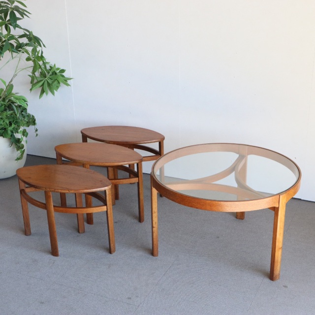 ネイサンNATHANのネストテーブル