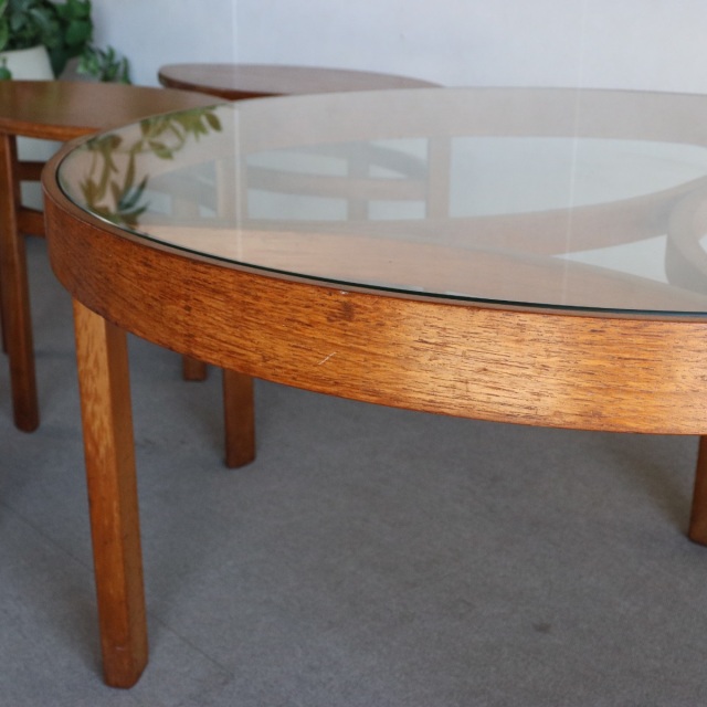 ネイサンNATHANのネストテーブル