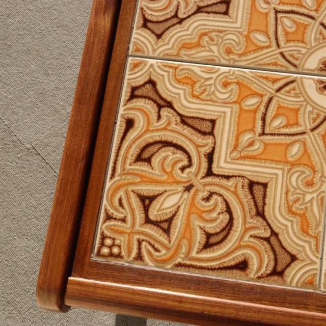 タイル、ガラス、チーク。 ジープランG-PLANのコーヒーテーブル