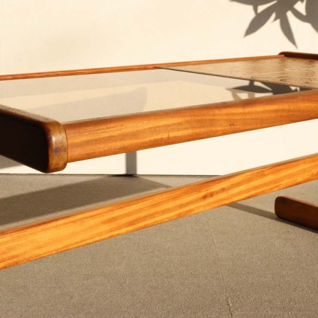 タイル、ガラス、チーク。 ジープランG-PLANのコーヒーテーブル