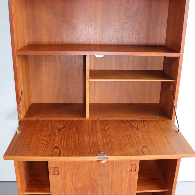 デニッシュDANISHのキャビネット