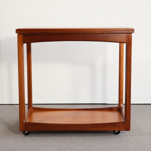 英国ヴィンテージのトロリー