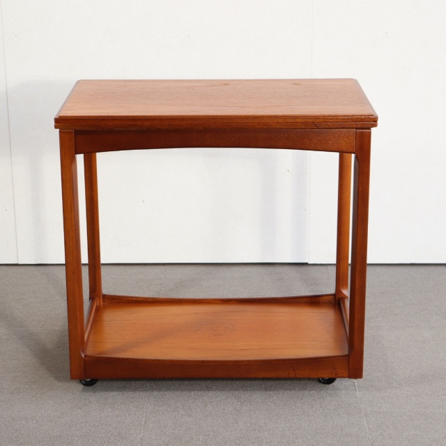 英国ヴィンテージのトロリー