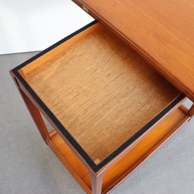 英国ヴィンテージのトロリー