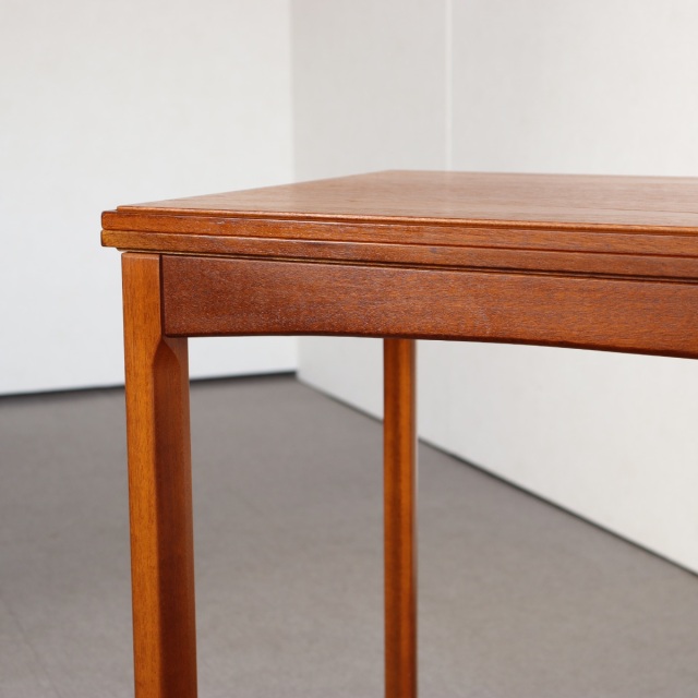 英国ヴィンテージのトロリー