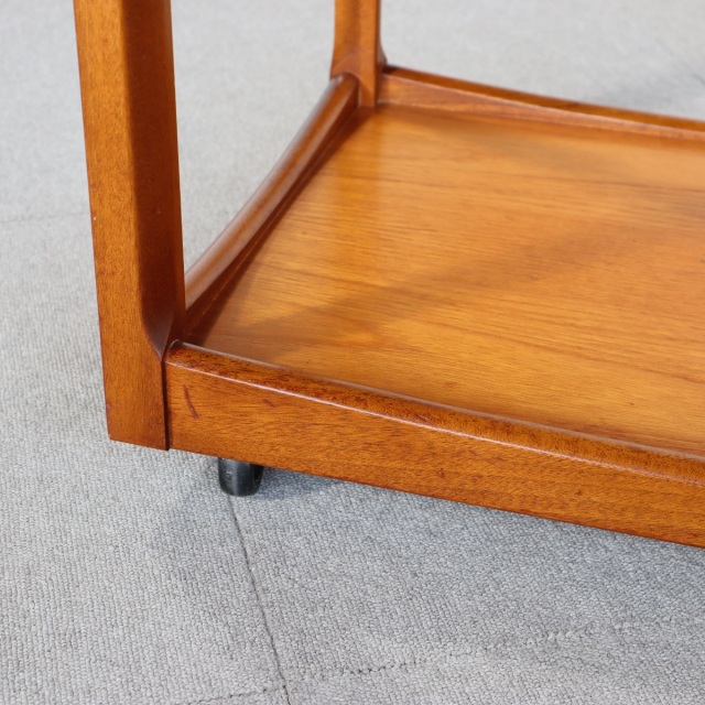 英国ヴィンテージのトロリー