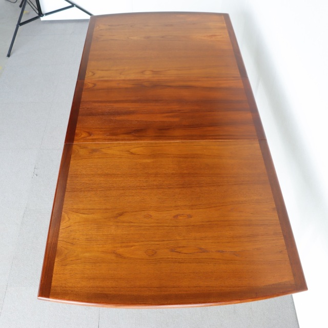 英国ヴィンテージのソーイングボックス