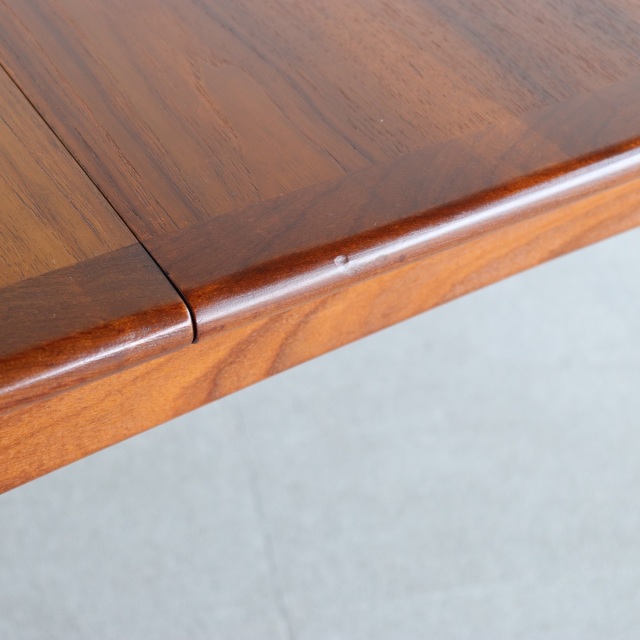 英国ヴィンテージのソーイングボックス