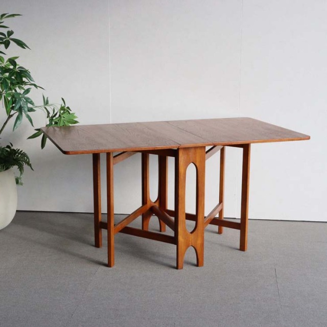 折りたたみでしょ？となめてると、やられます。 ジェンティーク