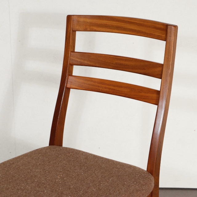 送料込み】 2脚目以降割引あり ネイサンNATHAN ダイニングチェア 世界