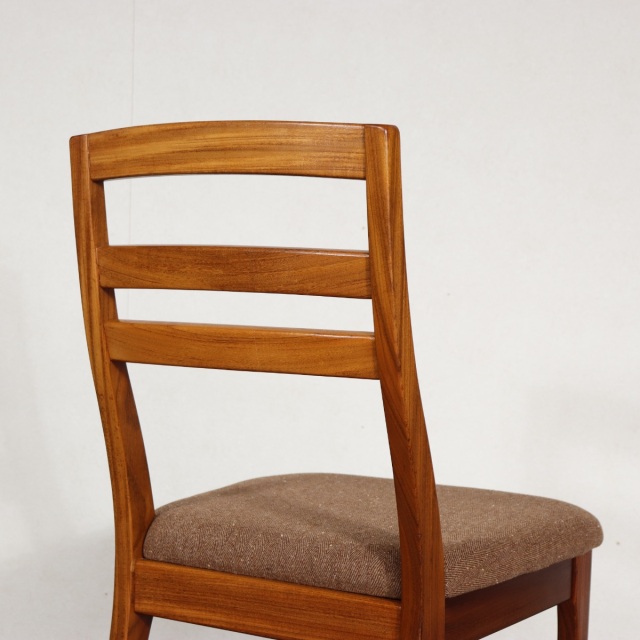 送料込み】 2脚目以降割引あり ネイサンNATHAN ダイニングチェア 世界