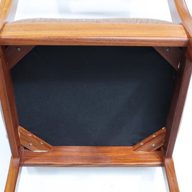 送料込み】 2脚目以降割引あり ネイサンNATHAN ダイニングチェア 世界