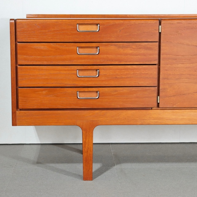 送料込み】【ガルルルル～】 メレデューMEREDEW 製チーク材サイド