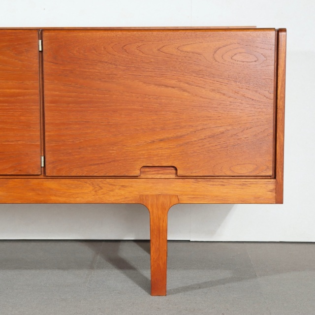 送料込み】【ガルルルル～】 メレデューMEREDEW 製チーク材サイド