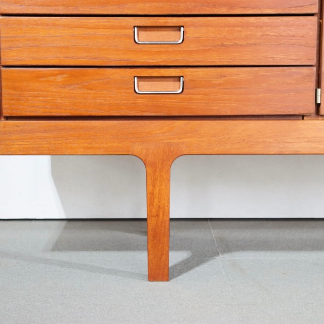 送料込み】【ガルルルル～】 メレデューMEREDEW 製チーク材サイド