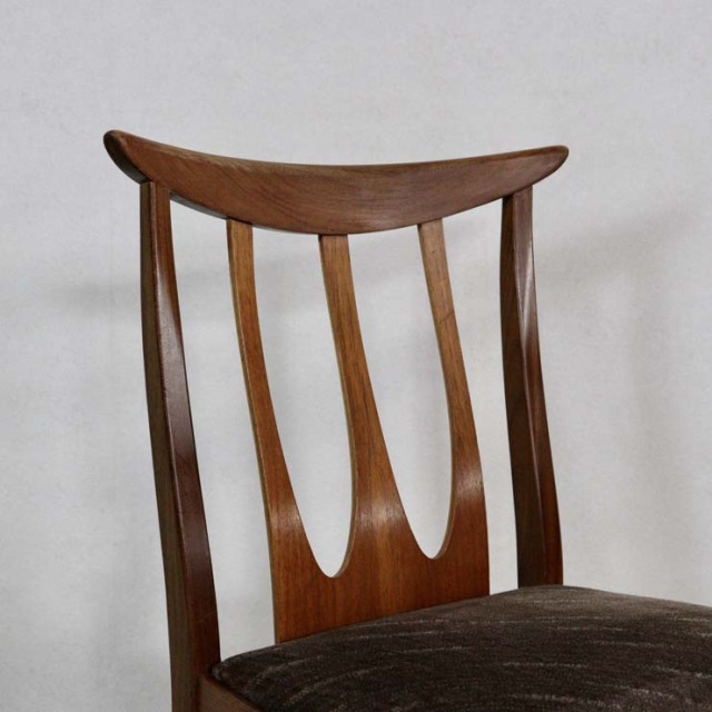 木製のヴィンテージダイニングチェア、茶色、座面はウール、022024a