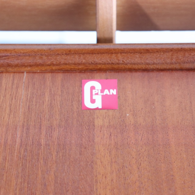 ジープランG-PLANのダイニングテーブル