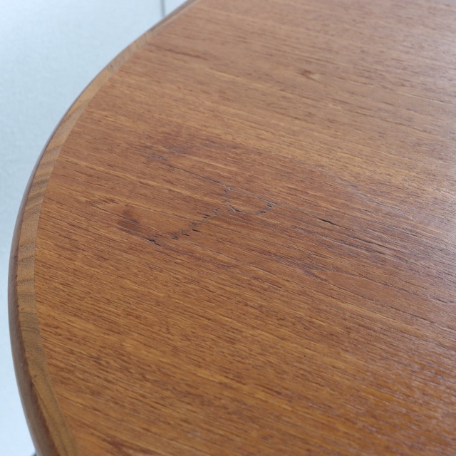 ジープランG-PLANのダイニングテーブル