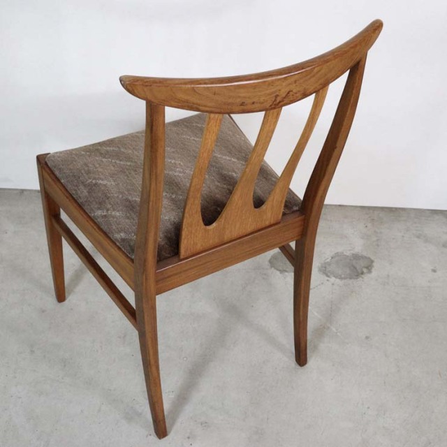 木製のヴィンテージダイニングチェア、茶色、座面はウール、022024a