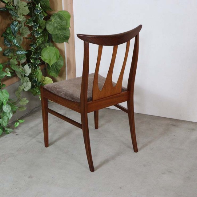 木製のヴィンテージダイニングチェア、茶色、座面はウール、022024c