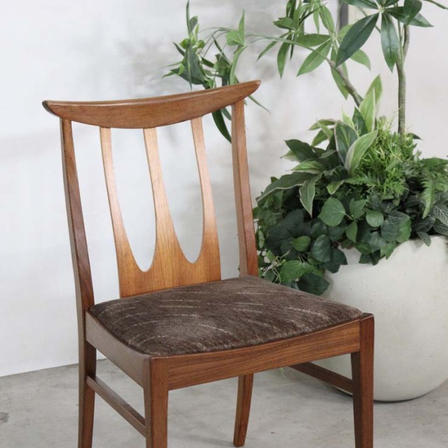 木製のヴィンテージダイニングチェア、茶色、座面はウール、022024d