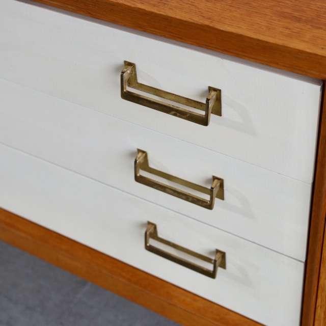 ジープランG-PLANのサイドボード