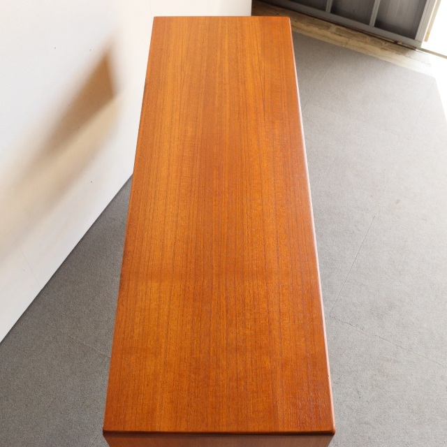 ジープランG-PLANのデスク