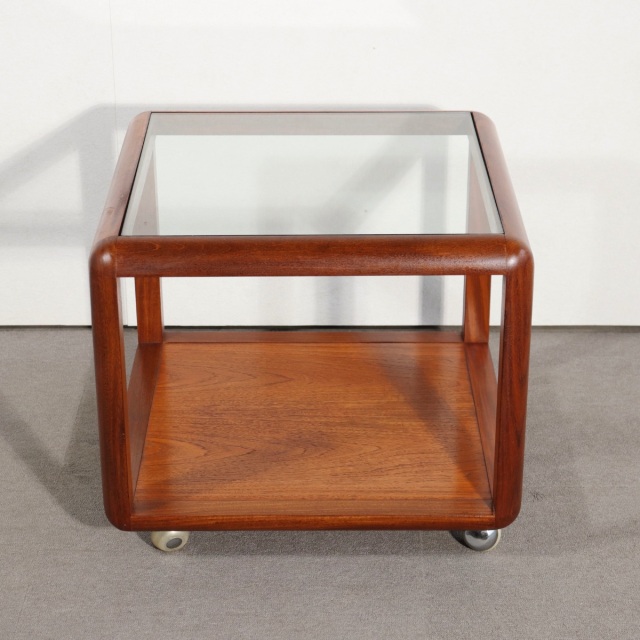 ジープランG-PLANのコーヒーテーブル