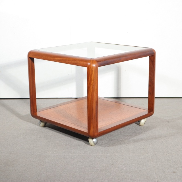 ジープランG-PLANのコーヒーテーブル