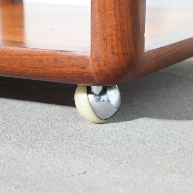 ジープランG-PLANのコーヒーテーブル