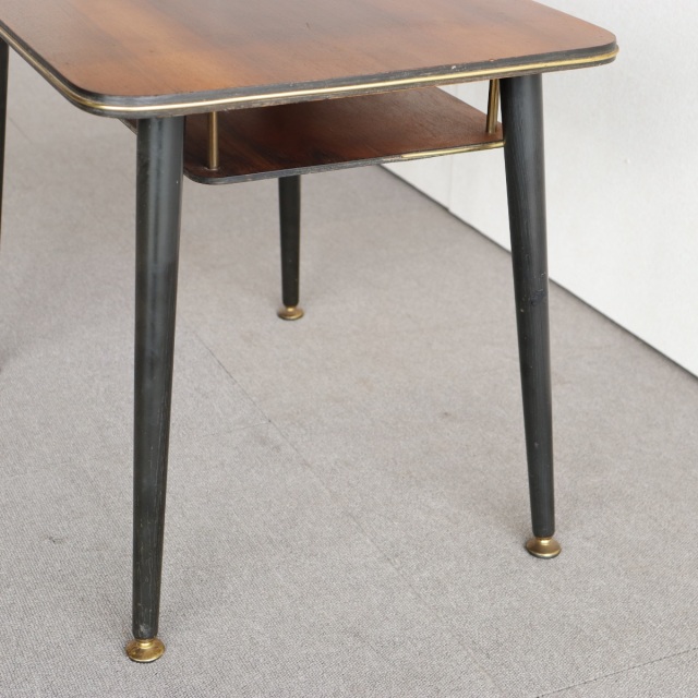 英国ヴィンテージのコーヒーテーブル