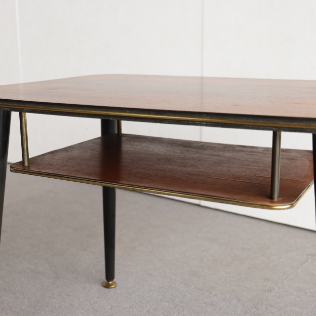 英国ヴィンテージのコーヒーテーブル