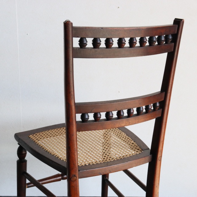 ビクトリアンVICTORIANのベッドルームチェア