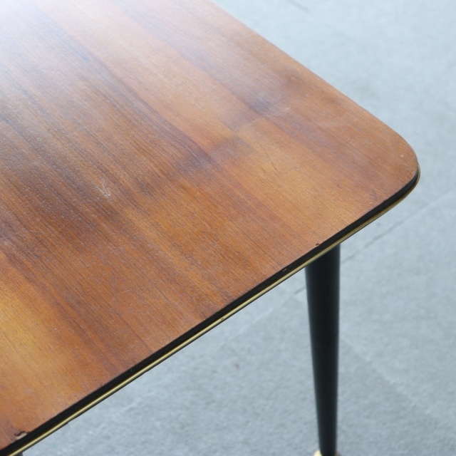 英国ヴィンテージのコーヒーテーブル