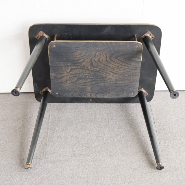 英国ヴィンテージのコーヒーテーブル