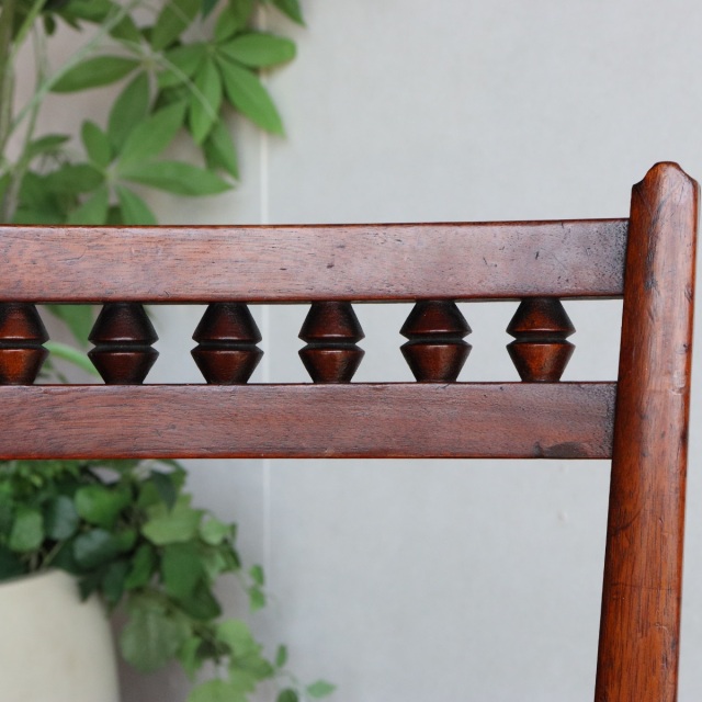 ビクトリアンVICTORIANのベッドルームチェア