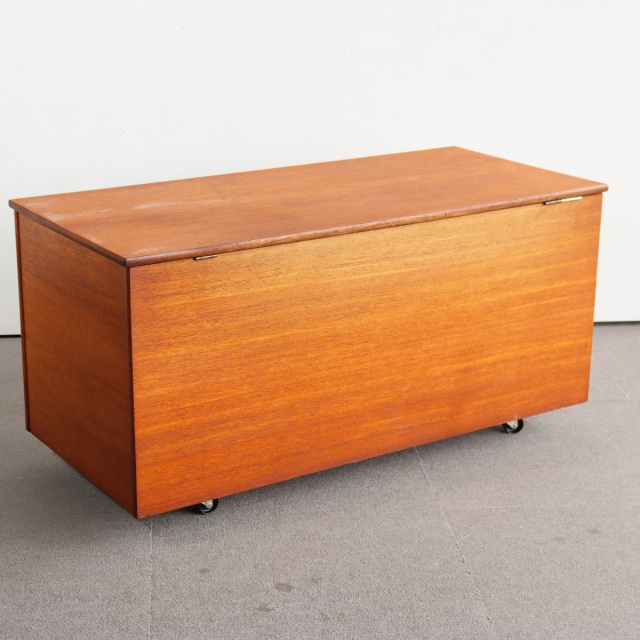 英国ヴィンテージのベッドボックス