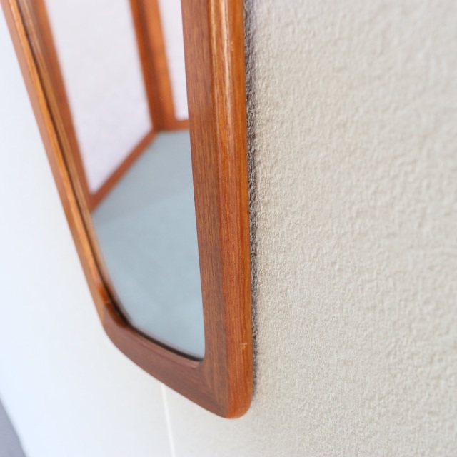 英国ヴィンテージのチークミラー