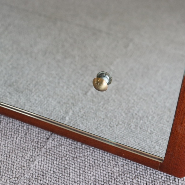 英国ヴィンテージのチークミラー