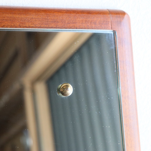 英国ヴィンテージのチークミラー