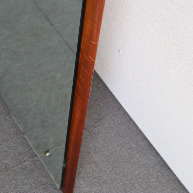 英国ヴィンテージのチークミラー