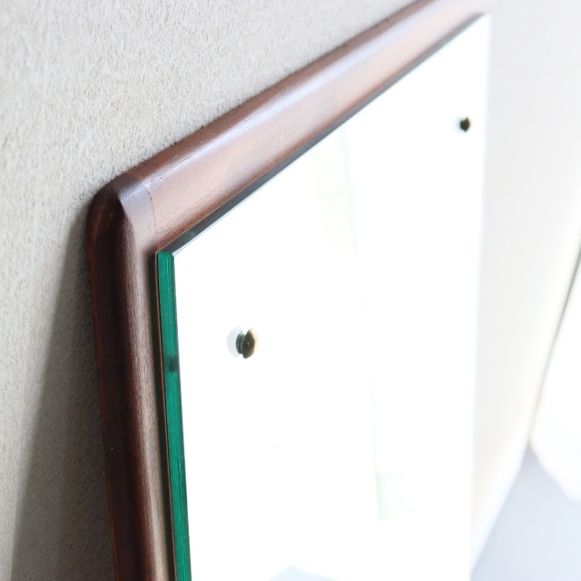 英国ヴィンテージのチークミラー