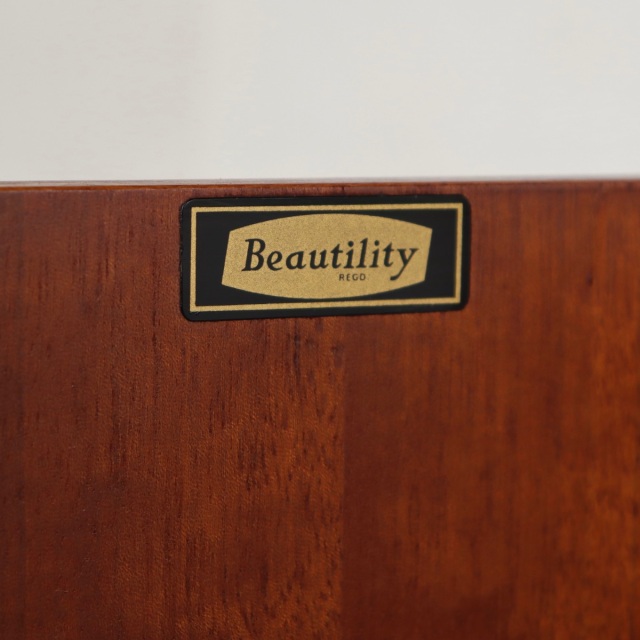ビューティリティーBEAUTILITYのサイドボード