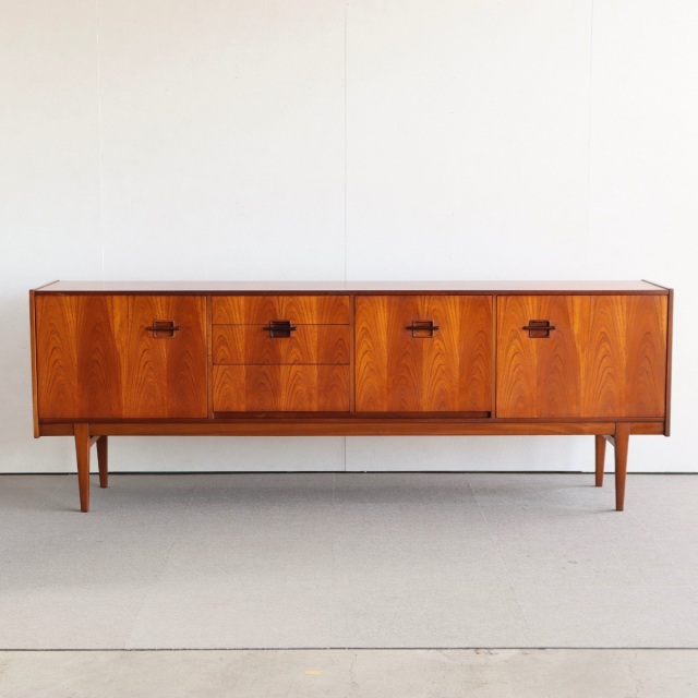 送料込み！ 【みかん】 ネイサンNATHAN製Corinthianシリーズ サイドボード