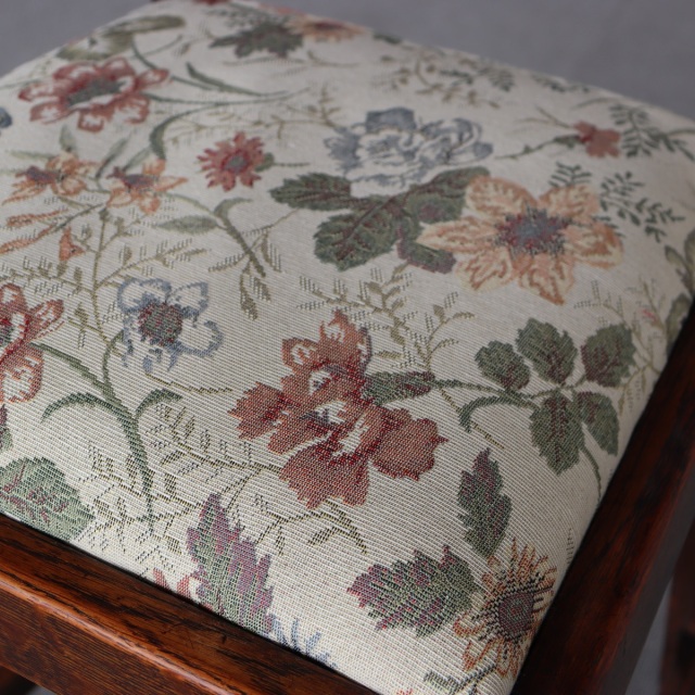 英国ヴィンテージのオーク材の籐製背もたれチェア