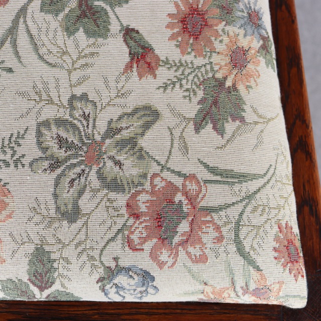 英国ヴィンテージのオーク材の籐製背もたれチェア